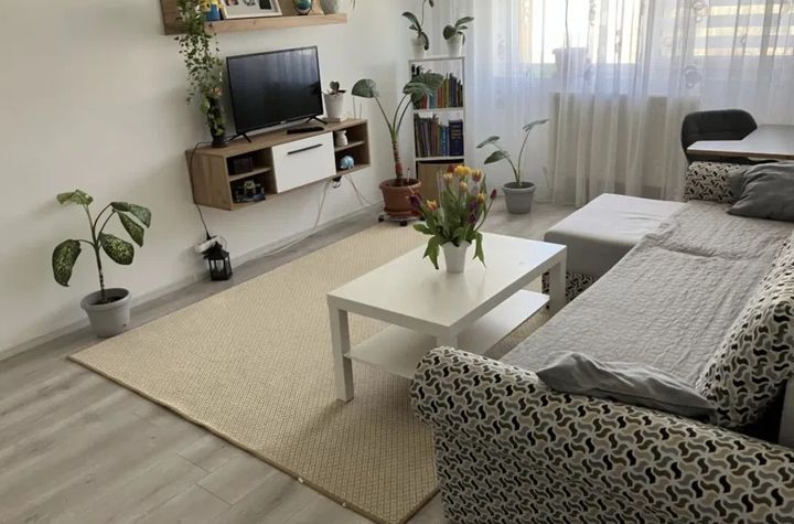 Apartament 3 camere de vanzare CRAITER - Brasov anunturi imobiliare Brasov