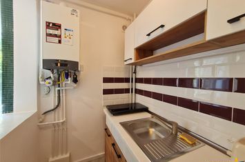 Garsonieră de inchiriat CENTRUL CIVIC - Brasov anunturi imobiliare Brasov