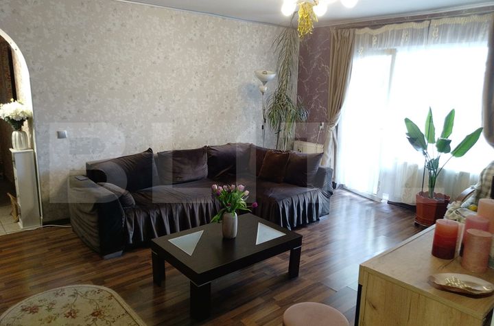 Apartament 2 camere de vanzare FLORESTI - Cluj anunturi imobiliare Cluj