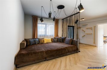 Casă - 4 camere de vanzare TARLUNGENI - Brasov anunturi imobiliare Brasov