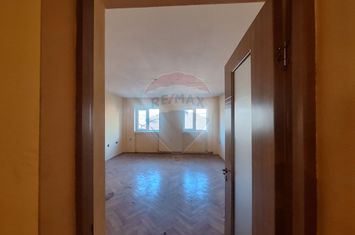 Apartament generos la 3 min pe jos de Podul Minciunilor anunturi imobiliare Sibiu