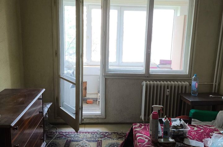 Apartament 2 camere decomandat, etajul 5 din 10 anunturi imobiliare Bucuresti