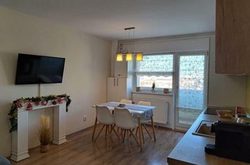 Apartament 3 camere de vanzare ASTRA - Brasov anunturi imobiliare Brasov