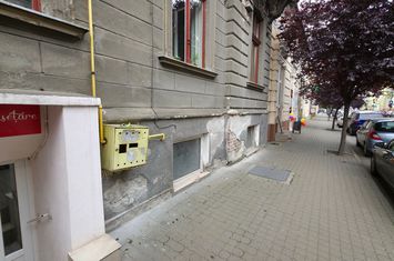 Spatiu Comercial, 60 mp, str. Crișan Nr. 5,  Centru Arad anunturi imobiliare Arad