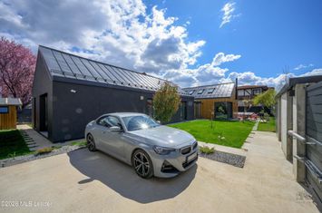 OTOPENI - SOFIA, VILA MODERNA 140 MP, LOT 600 MP, LA CHEIE! anunturi imobiliare Bucuresti