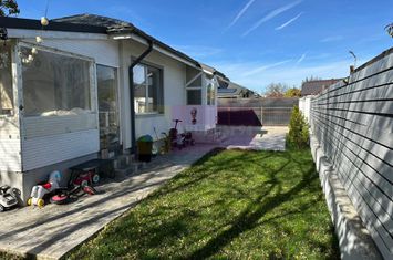 Casă 3 camere + dependințe, curte 380, Săbăreni anunturi imobiliare Giurgiu
