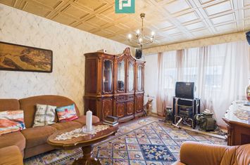 Apartament cu 3 camere în zonă de maxim interes anunturi imobiliare Arad