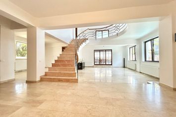 Vilă individuala | piscină încălzită | zona Iancu Nicolae anunturi imobiliare Bucuresti