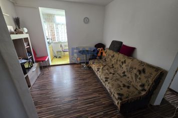 2 camere decomandat, Str. Mihai Eminescu anunturi imobiliare Neamt