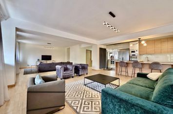 Inchiriere apartament 3 camere Herastrau | Aron Cotrus anunturi imobiliare Bucuresti