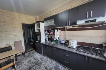Apartament cu 4 camere de vanzare zona Dacia anunturi imobiliare Constanta