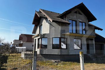 Vilă - 6 camere de vanzare BECLEAN - Bistrita-Nasaud anunturi imobiliare Bistrita-Nasaud