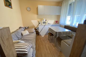 Apartament 3 camere de vanzare SIBIU - Sibiu anunturi imobiliare Sibiu