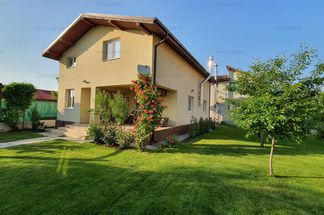 Casă 4 cam de vânzare Dambovita - Tartasesti