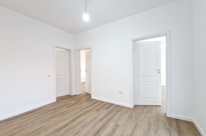 VANZARE APARTAMENT 4 CAMERE + BIROU + 3 DEPENDINTE - DOMENII/CASIN anunturi imobiliare Bucuresti