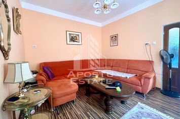 Apartament 2 camere, zona Centrala - P-ta Catedralei anunturi imobiliare Arad