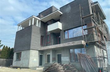 Casă - 12 camere de vanzare IANCU NICOLAE - Bucuresti anunturi imobiliare Bucuresti