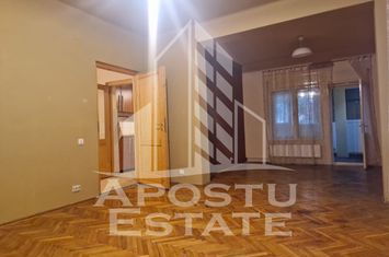 Apartament 4 camere de inchiriat ROMANILOR - Arad anunturi imobiliare Arad