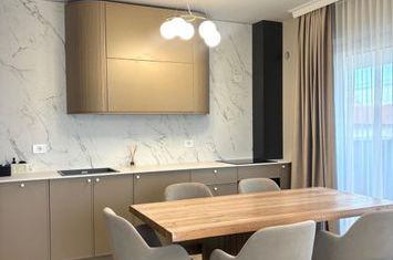 Apartament 3 camere de vanzare ORADEA - Bihor anunturi imobiliare Bihor