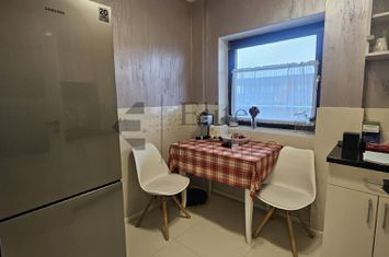 Apartament de vanzare 2 camere, Milano 5 anunturi imobiliare Bihor