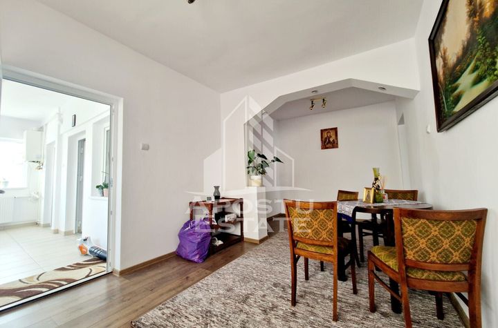 Casa individuala cu 3 camere,107 mp ,renovata recent ,Zona Aradul Nou anunturi imobiliare Arad