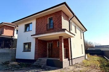 Vilă - 4 camere de vanzare DEZMIR - Cluj anunturi imobiliare Cluj