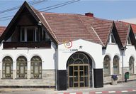 400.000 €, Spațiu comercial