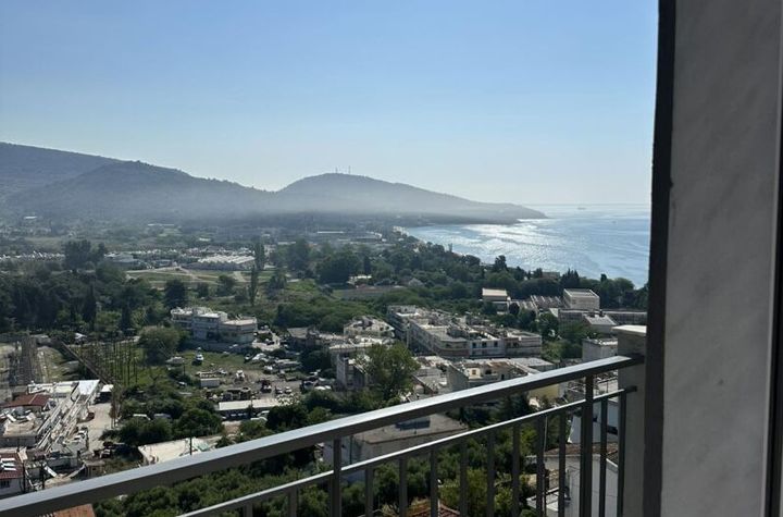 Mezonetă mobilată 101 mp, vedere la mare — Agios Athanasios anunturi imobiliare Grecia