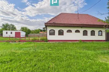 Casă cu 3 camere pentru investiții în Battonya anunturi imobiliare Arad