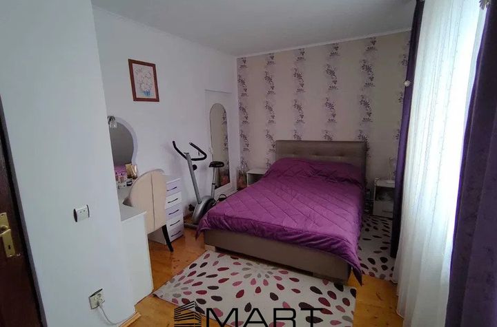 Vilă - 3 camere de vanzare LAZARET - Sibiu anunturi imobiliare Sibiu