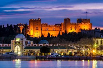 Hotel neterminat 4* pe teren 19.500 mp în Rhodes town anunturi imobiliare Grecia