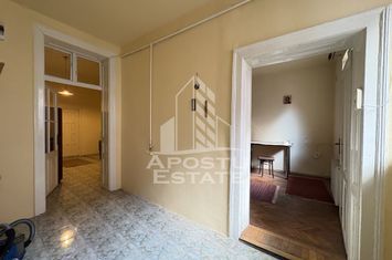 Apartament 2 camere, parter înalt, centrala proprie  zona Sinaia anunturi imobiliare Timis