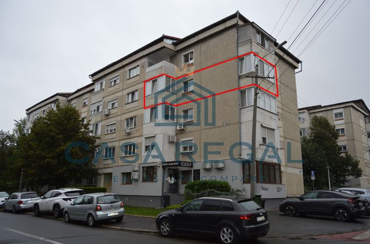 Apartament 3 camere, 2 bai, etajul 3, Alcatel-Ramada anunturi imobiliare Bihor