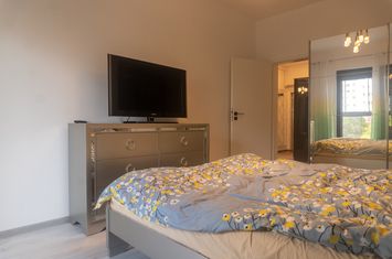 Aparatorii Patriei apartament 2 camere bloc nou anunturi imobiliare Bucuresti