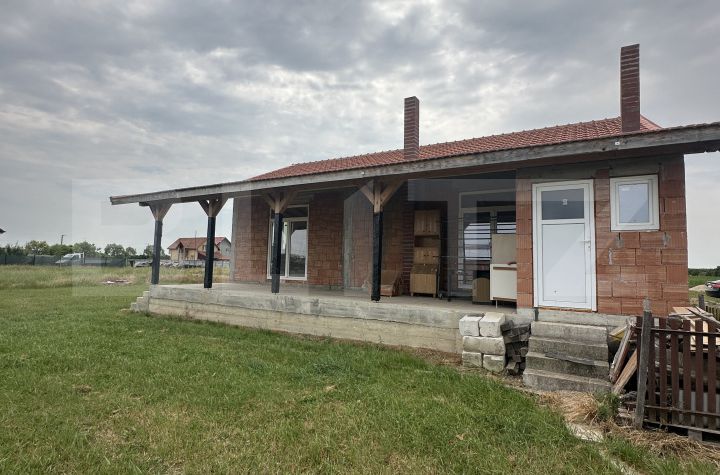 Casă - 3 camere de vanzare SATU MARE - Satu Mare anunturi imobiliare Satu Mare