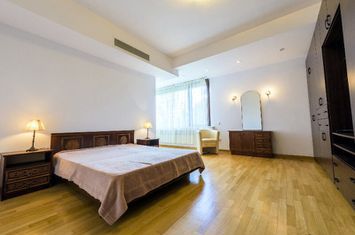 Apartament 3 camere de inchiriat AVIATORILOR - Bucuresti anunturi imobiliare Bucuresti