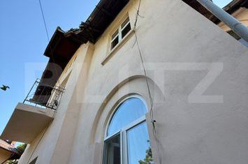 Vilă - 10 camere de vanzare DEMOCRATIEI - Prahova anunturi imobiliare Prahova