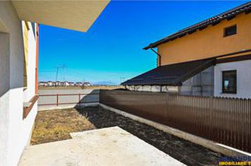 Vilă - 5 camere de vanzare EXTERIOR EST - Brasov anunturi imobiliare Brasov