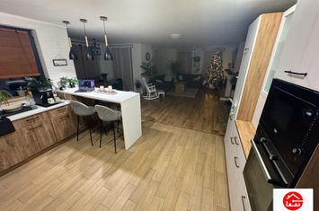 Casă - 3 camere de vanzare UNIRII - Mures anunturi imobiliare Mures