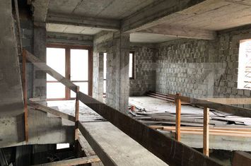 Vilă - 7 camere de vanzare JUDETEAN - Brasov anunturi imobiliare Brasov