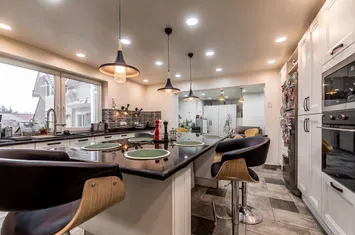 Casă cu 5 camere în Aradul Nou – locul unde liniștea devine acasă anunturi imobiliare Arad