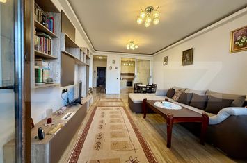 Apartament 2 camere de vanzare TRACTORU - Brasov anunturi imobiliare Brasov