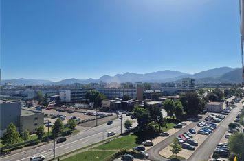 Apartament 2 camere de inchiriat TRACTORUL - Brasov anunturi imobiliare Brasov