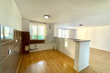 Apartament 3 camere de vanzare SIBIU - Sibiu anunturi imobiliare Sibiu