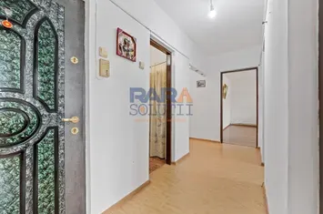 Apartament 4 camere - Ultracentral / Bd. RomanMușat anunturi imobiliare Neamt