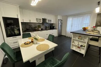 Casă - 4 camere de vanzare TIGLARI - Sibiu anunturi imobiliare Sibiu