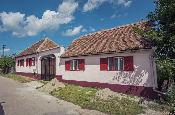 Casă - 4 camere de vanzare ALAMOR - Sibiu anunturi imobiliare Sibiu
