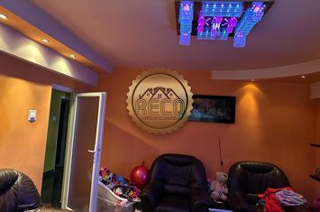 Apartament 4 camere de vanzare ROGERIUS - Bihor anunturi imobiliare Bihor
