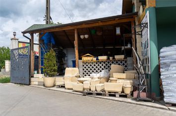 Spațiu comercial de vanzare CALIMANESTI - Valcea anunturi imobiliare Valcea