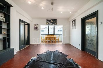 Apartament 4 camere de vanzare PARCUL CAROL - Bucuresti anunturi imobiliare Bucuresti